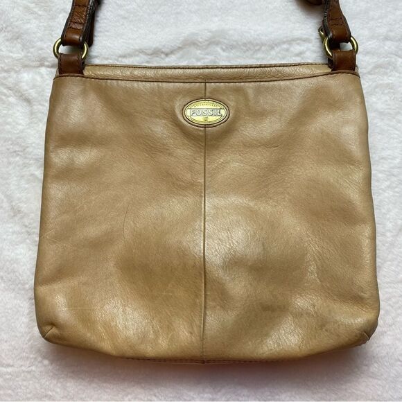 Fossil Explorer Crossbody Leather Purse - Picture 7 of 16